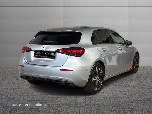 MERCEDES-BENZ A 180 Automatic Progressive Advanced
