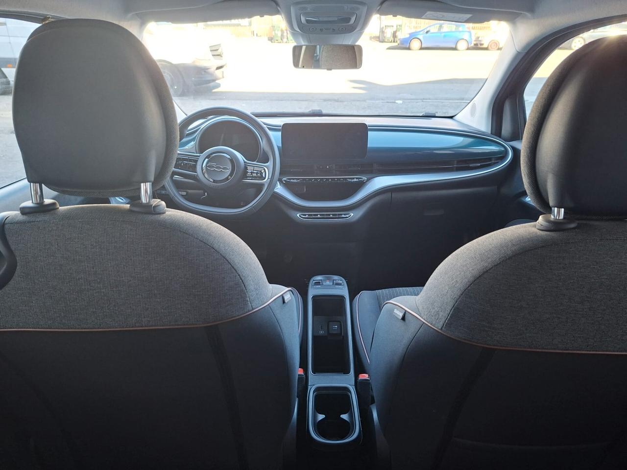 Fiat 500 500e Berlina 42 kWh Icon