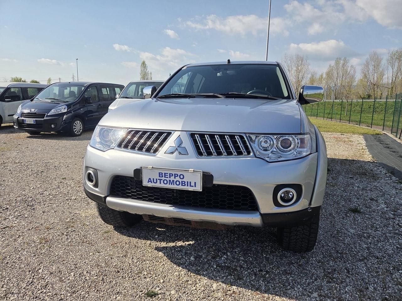 MITSUBISHI L200 DOPPIA CABINA