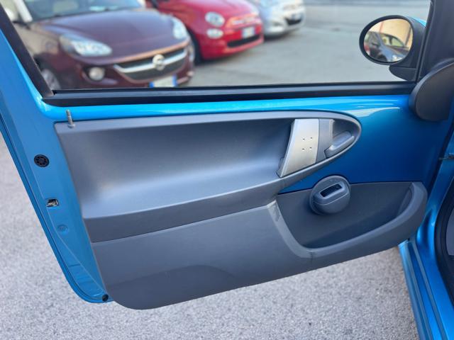 PEUGEOT 107 1.0 68CV 3p. Sweet Years 50 MILA KM