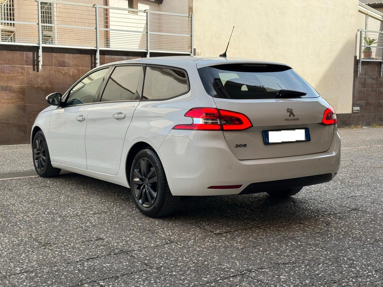 Peugeot 308 1.5 BlueHDi 130 cv S&S SW Active Business
