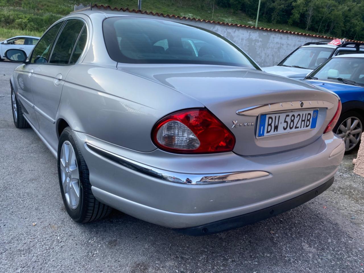 Jaguar X-Type 2 litri V6 24V cat Executive