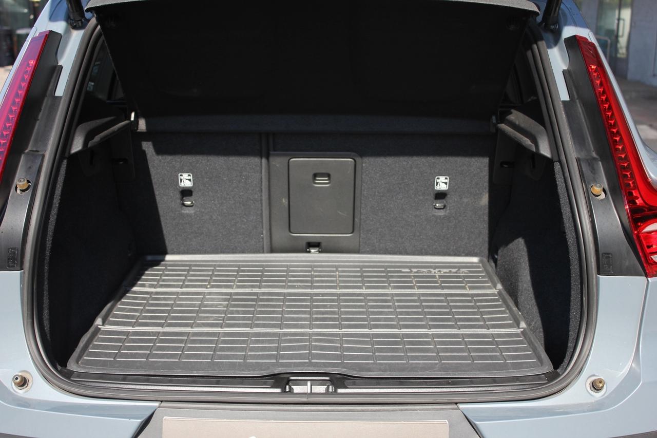 Volvo XC40 B3 AUTOMATICO CORE INTERNI IN PELLE CERCHI