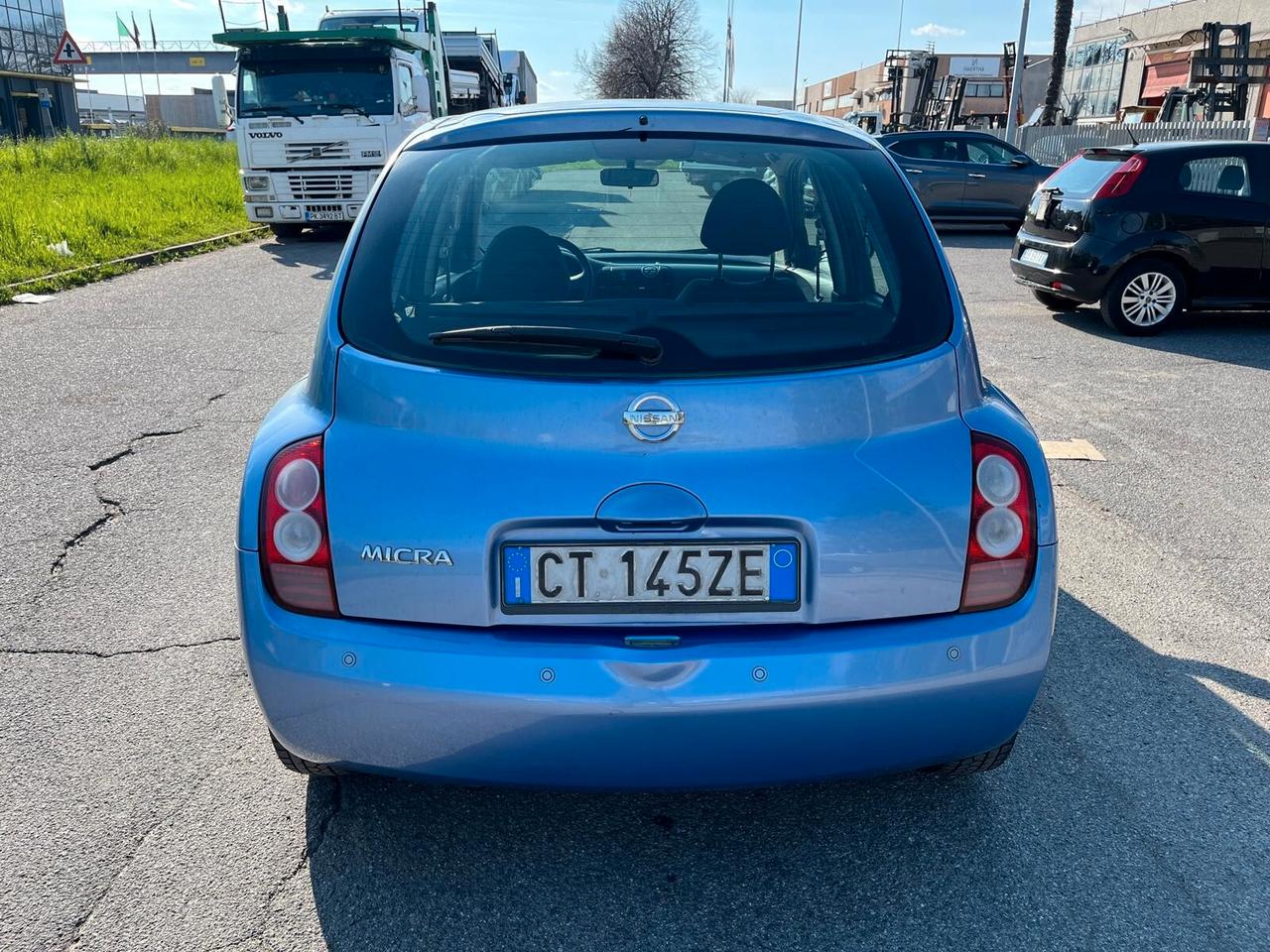 Nissan Micra 1.0 16V 5 porte Visia