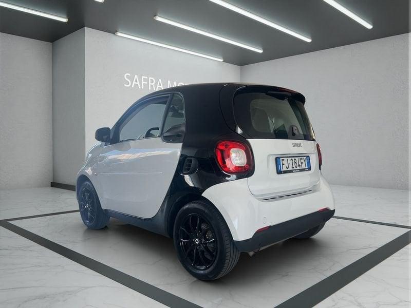 smart fortwo 70 1.0 52kW youngster twinamic