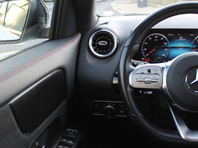 MERCEDES-BENZ GLA 200 d Automatic Premium