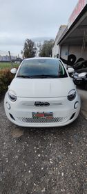 Fiat 500 500e Berlina 23,8 kWh Action