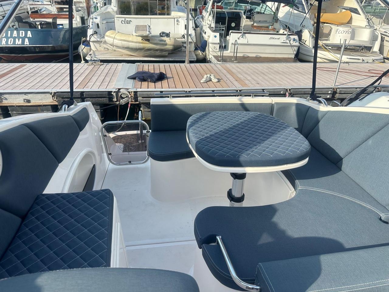 IAV MARINE 28/MERCURY 2x170CV DIESEL