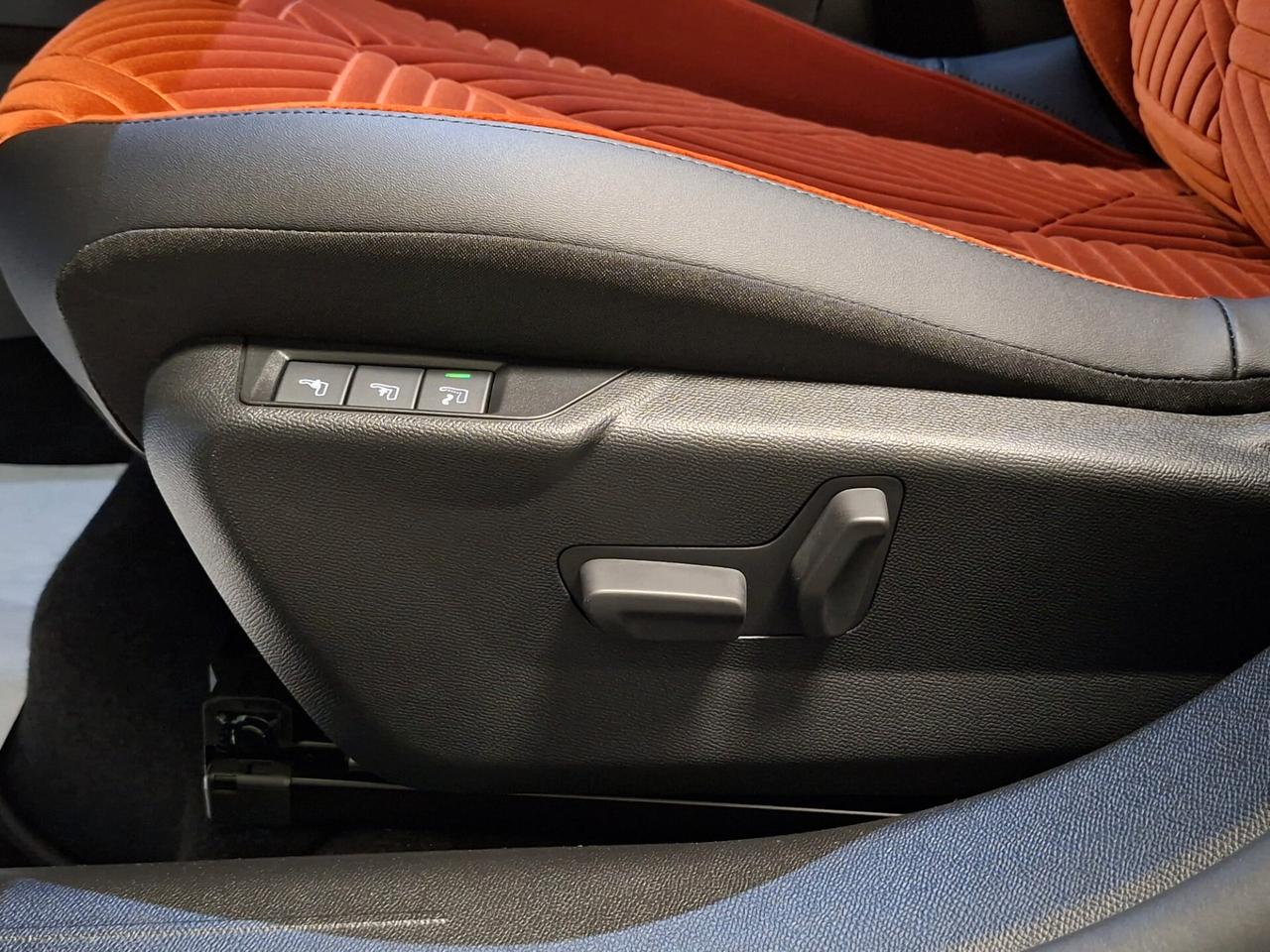 Lancia Ypsilon 1.2 Turbo mhev Hybrid LX e-DCT Km.0