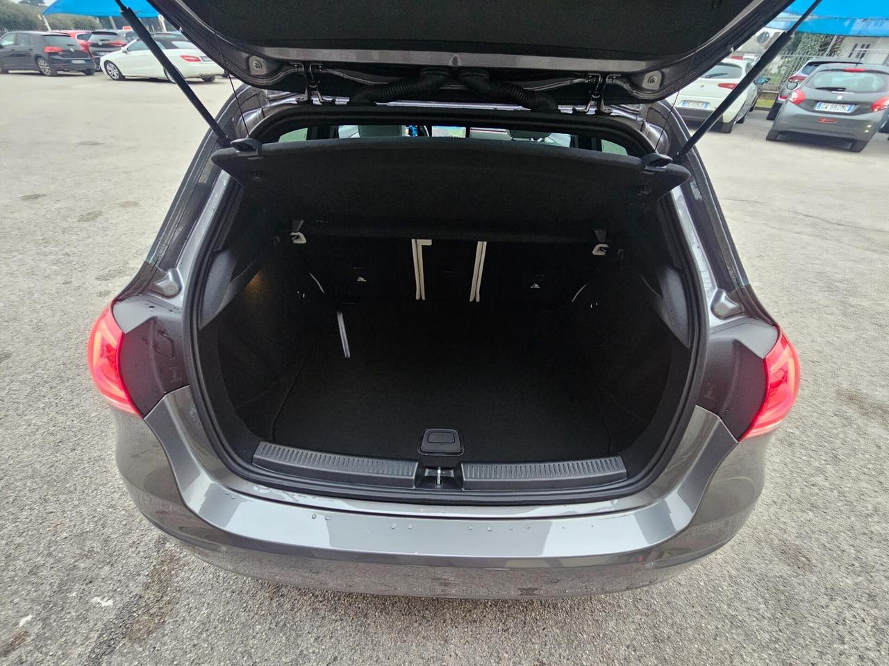 Mercedes-benz A 180 d Automatic Business Extra