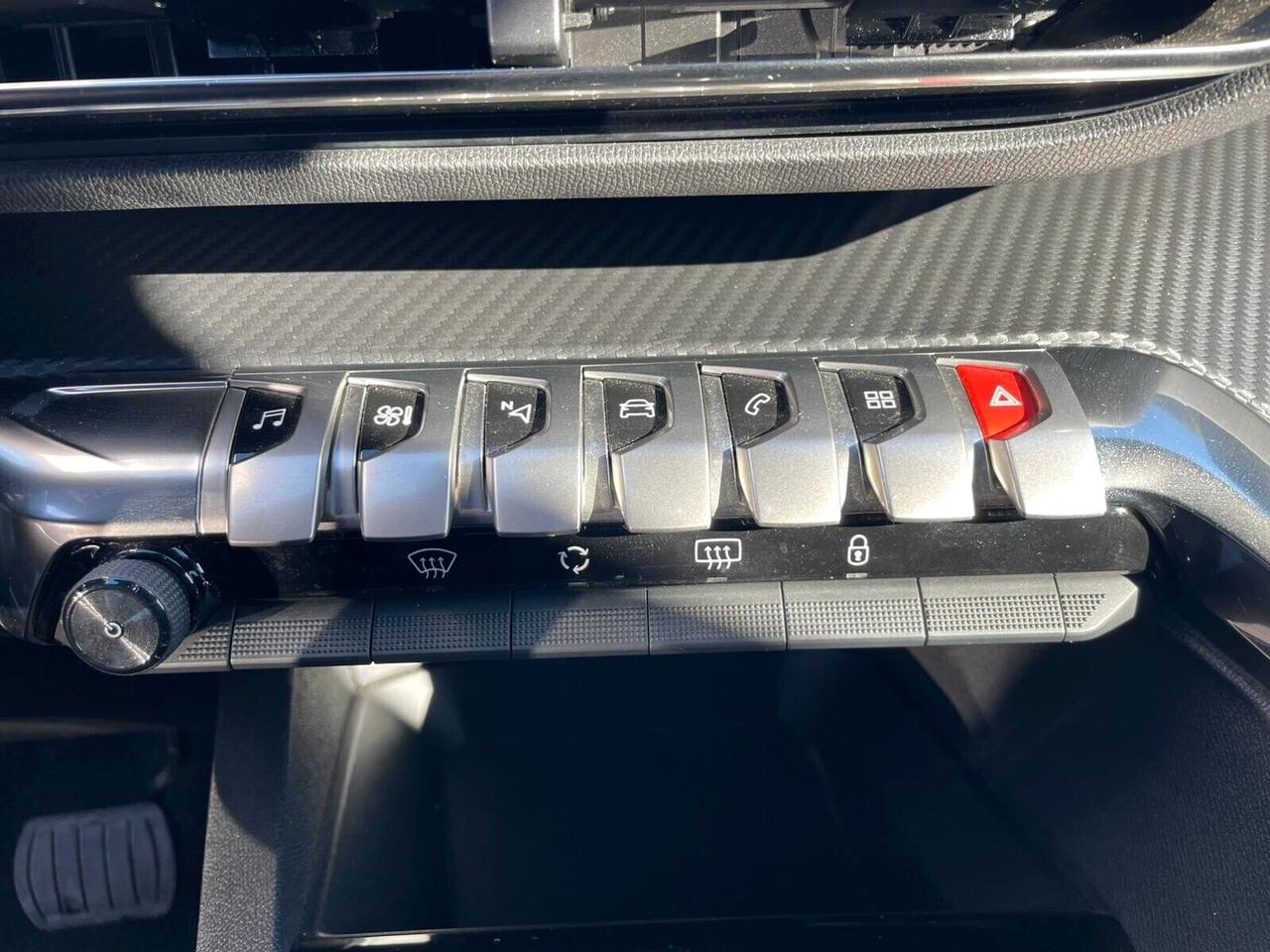 Peugeot 3008 1.5hdi EAT8 RESTYLING*PREZZO VERO*UNIPRO' KM CERTI