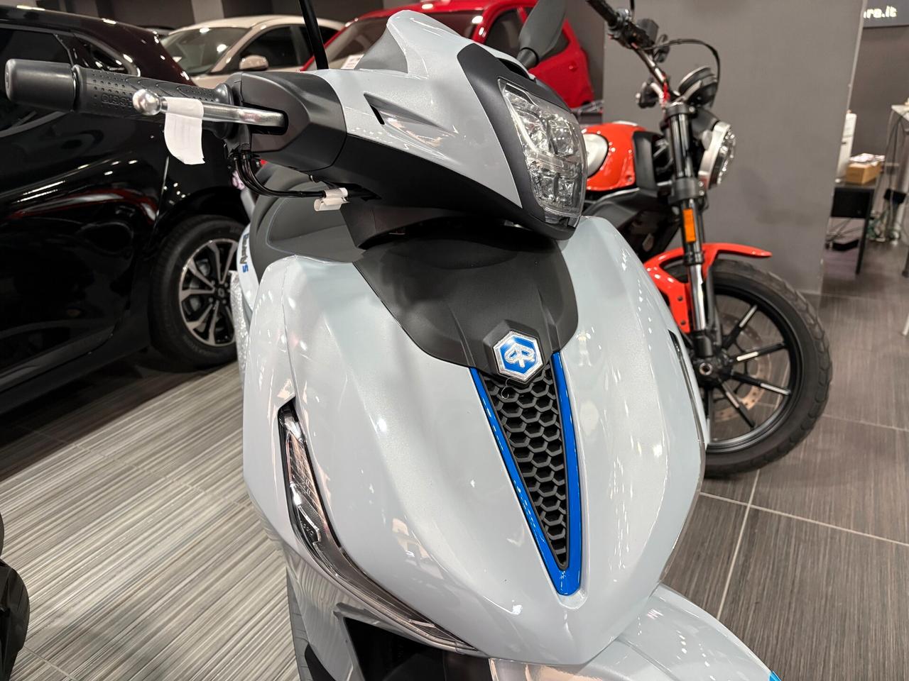 Piaggio Beverly 300 S 310 HPE My2025 - Vari colori - Euro5