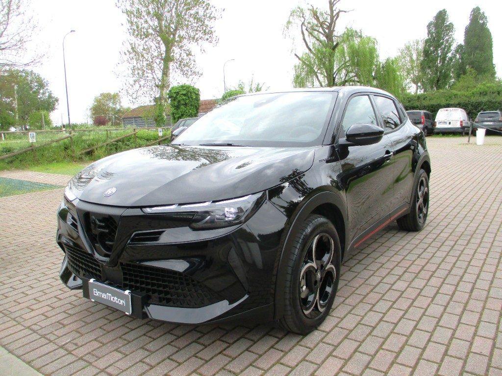Alfa Romeo Junior 1.2 136 CV Hybrid eDCT6 Speciale