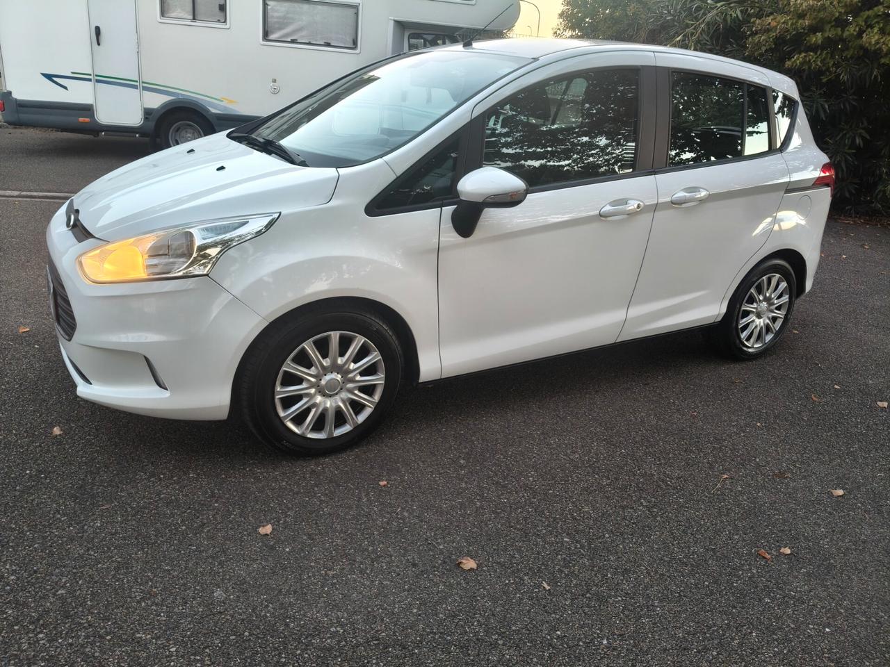 Ford B-Max 1.5 TDCi 2017 SOLO 118.000 KM