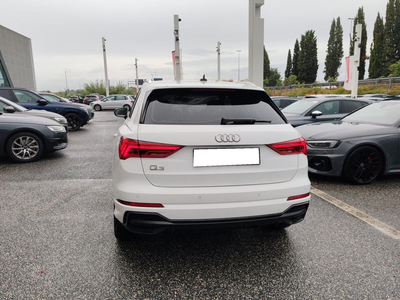 Audi Q3 35 TFSI S tronic E-TRON line edition