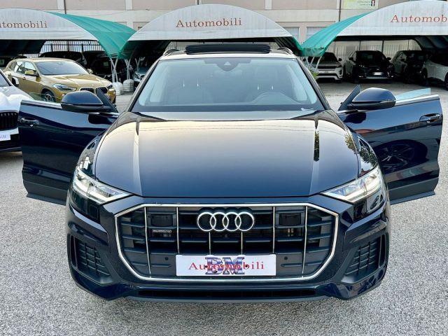 AUDI Q8 50TDI 286CV QUATTRO TIPTRONIC IVA TETTO GTRAINO