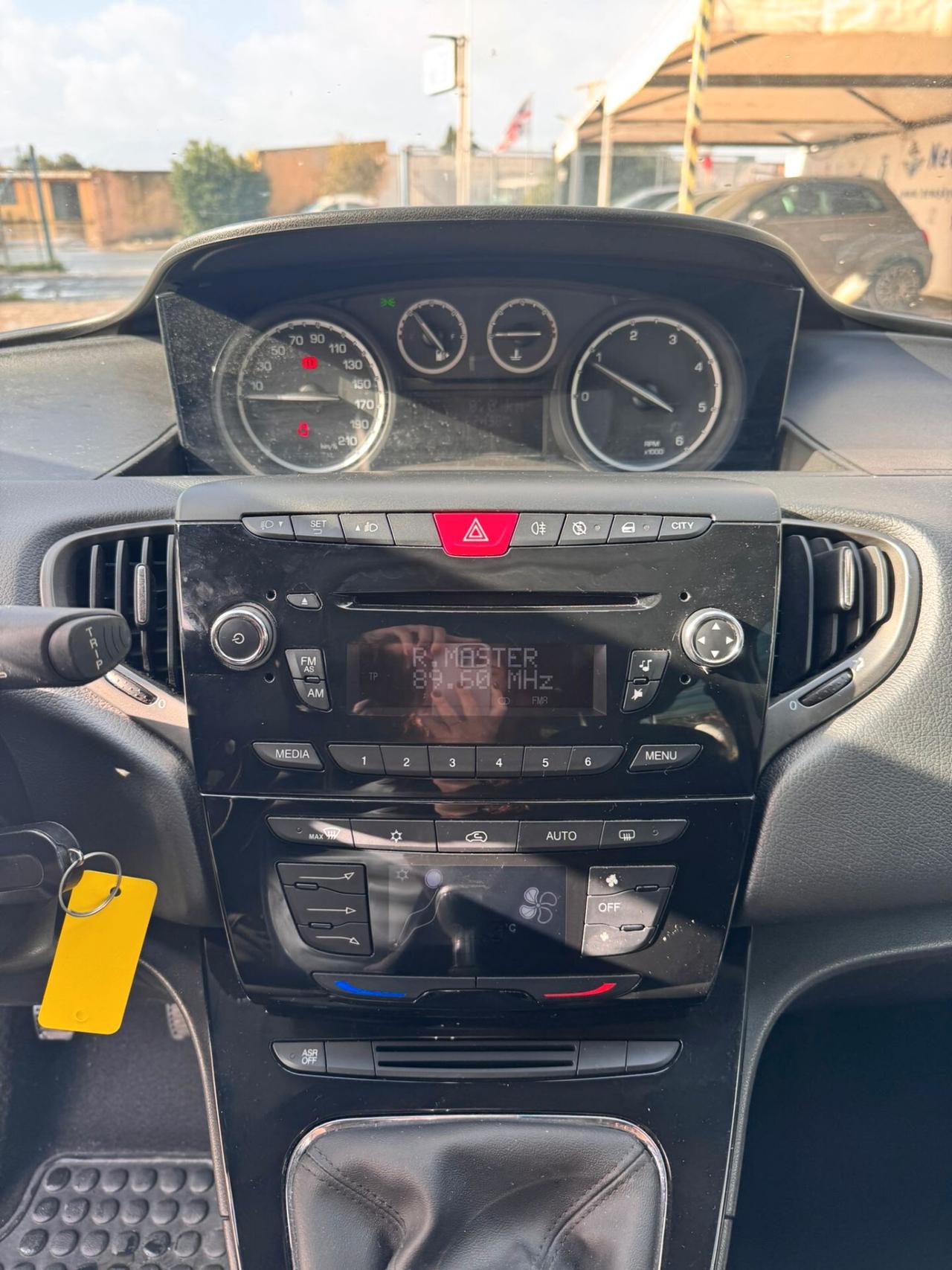 Lancia Ypsilon 1.3 MJT 16V 95 CV 5p. S&S Platinum