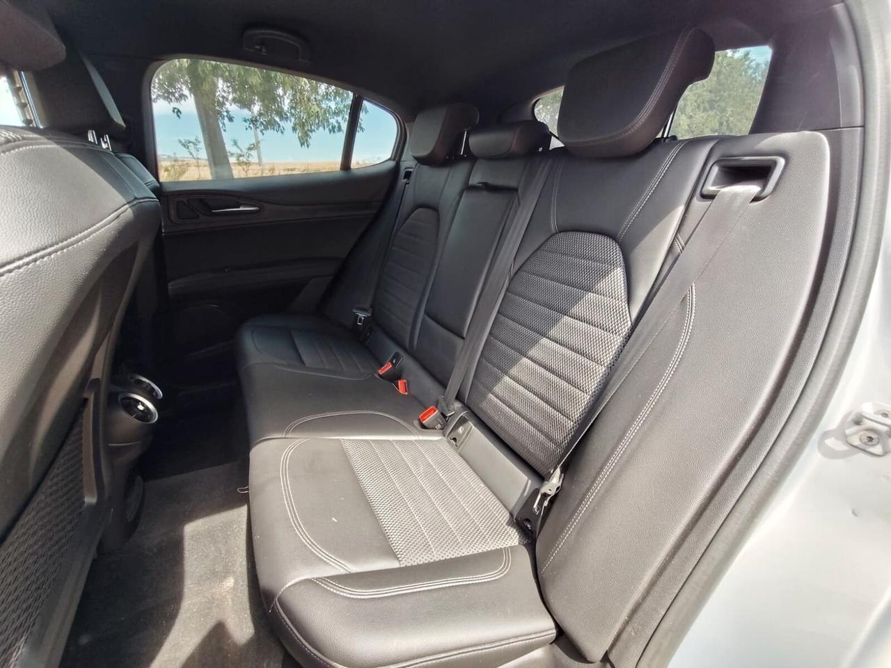 Alfa Romeo Stelvio 2.2 Turbodiesel 210 CV AT8 Q4 Sprint