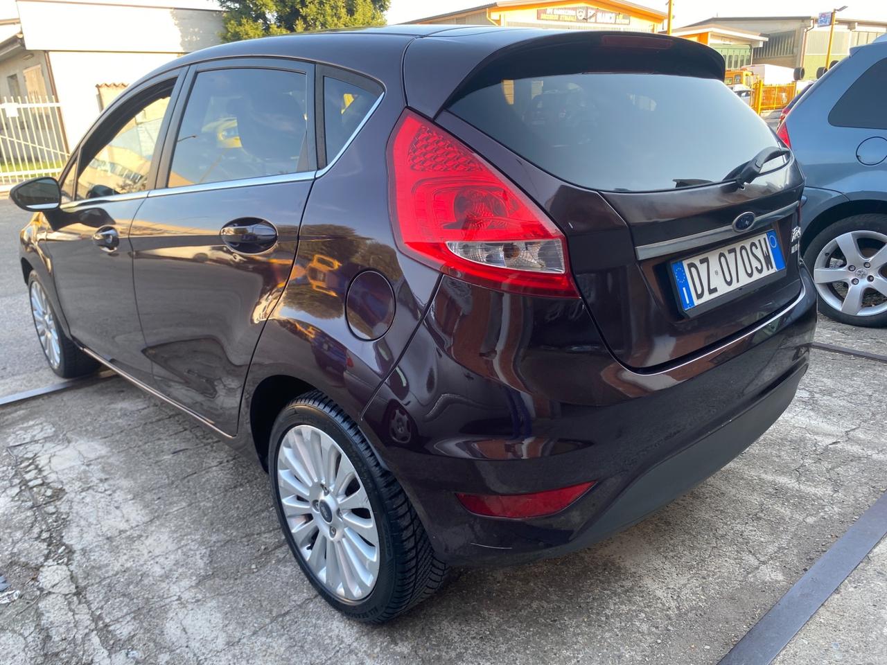 Ford Fiesta Fiesta+ 1.4 5 porte Bz.- GPL