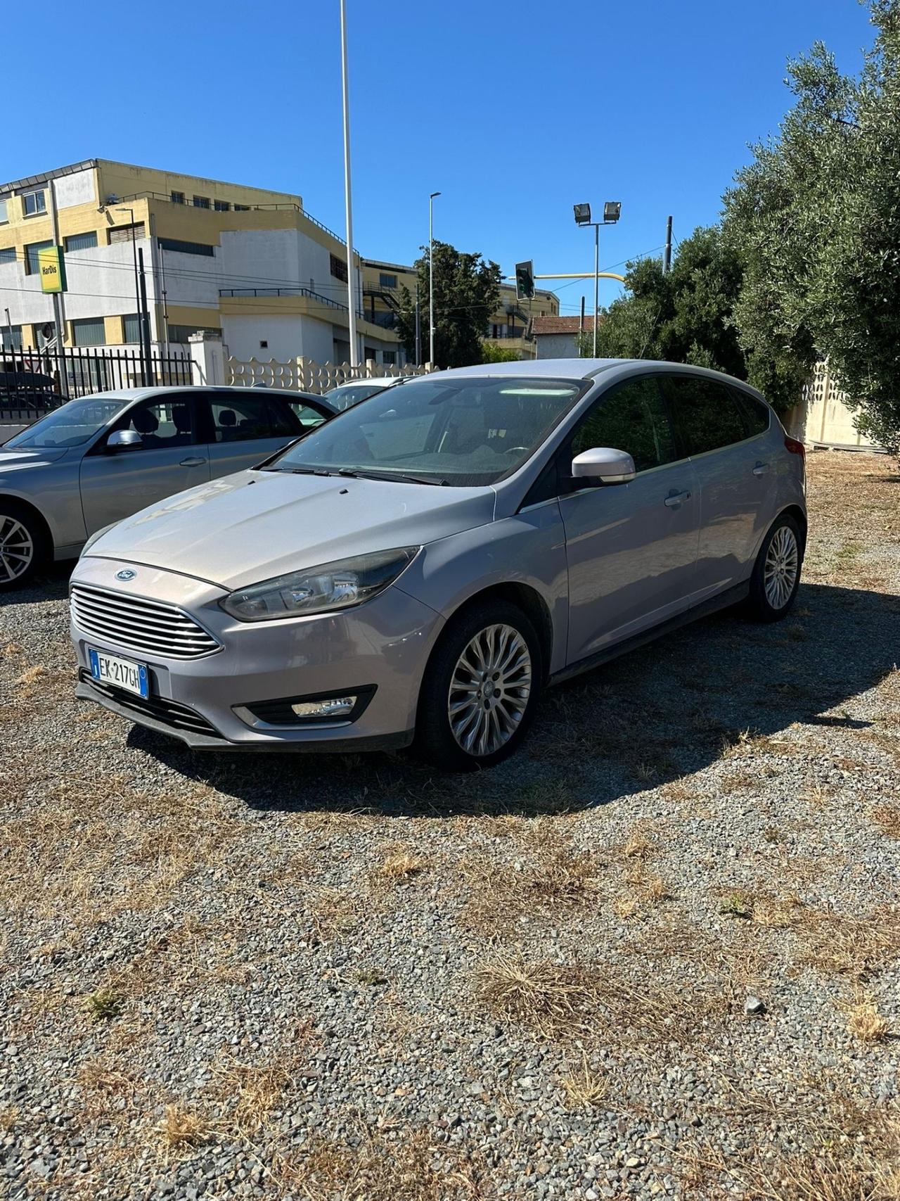 Ford Focus 2.0 TDCi 115 CV Powershift Titanium