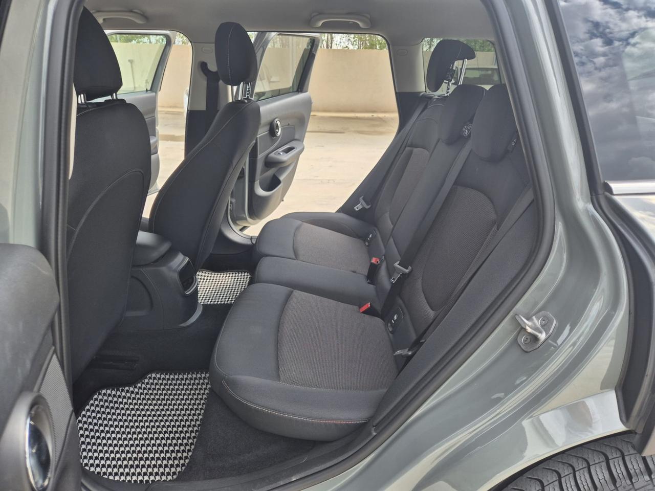 Mini Cooper D Clubman 2.0 Yours