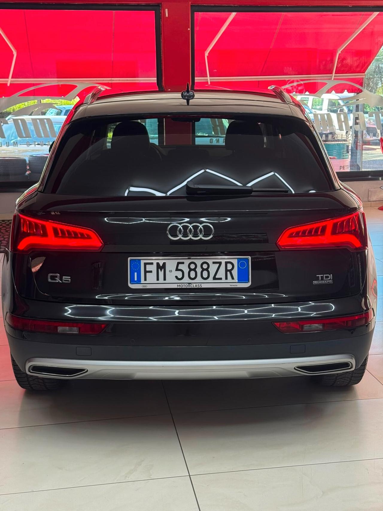 Audi Q5 2.0 TDI 190 CV quattro S tronic Business Sport