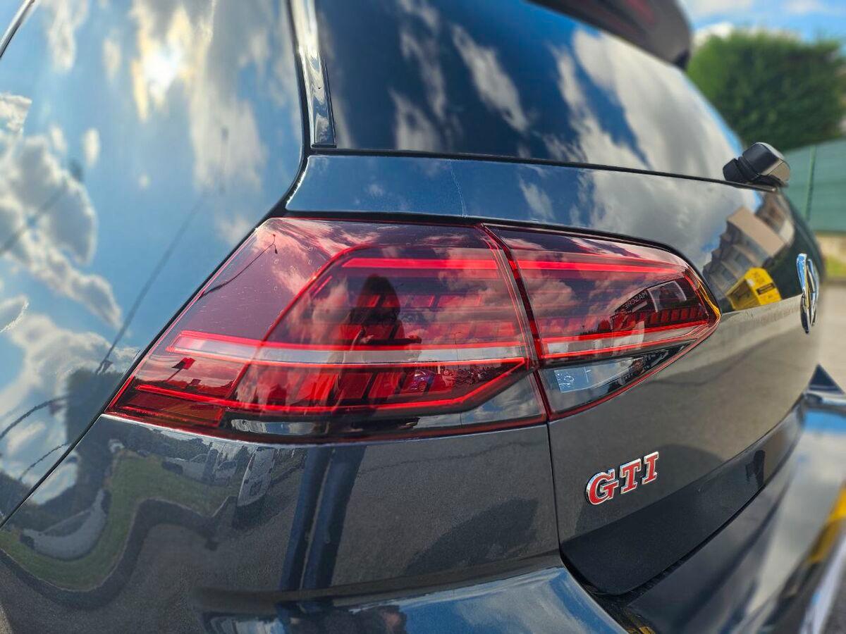 Volkswagen Golf 2.0 tsi Gti Performance 245cv dsg