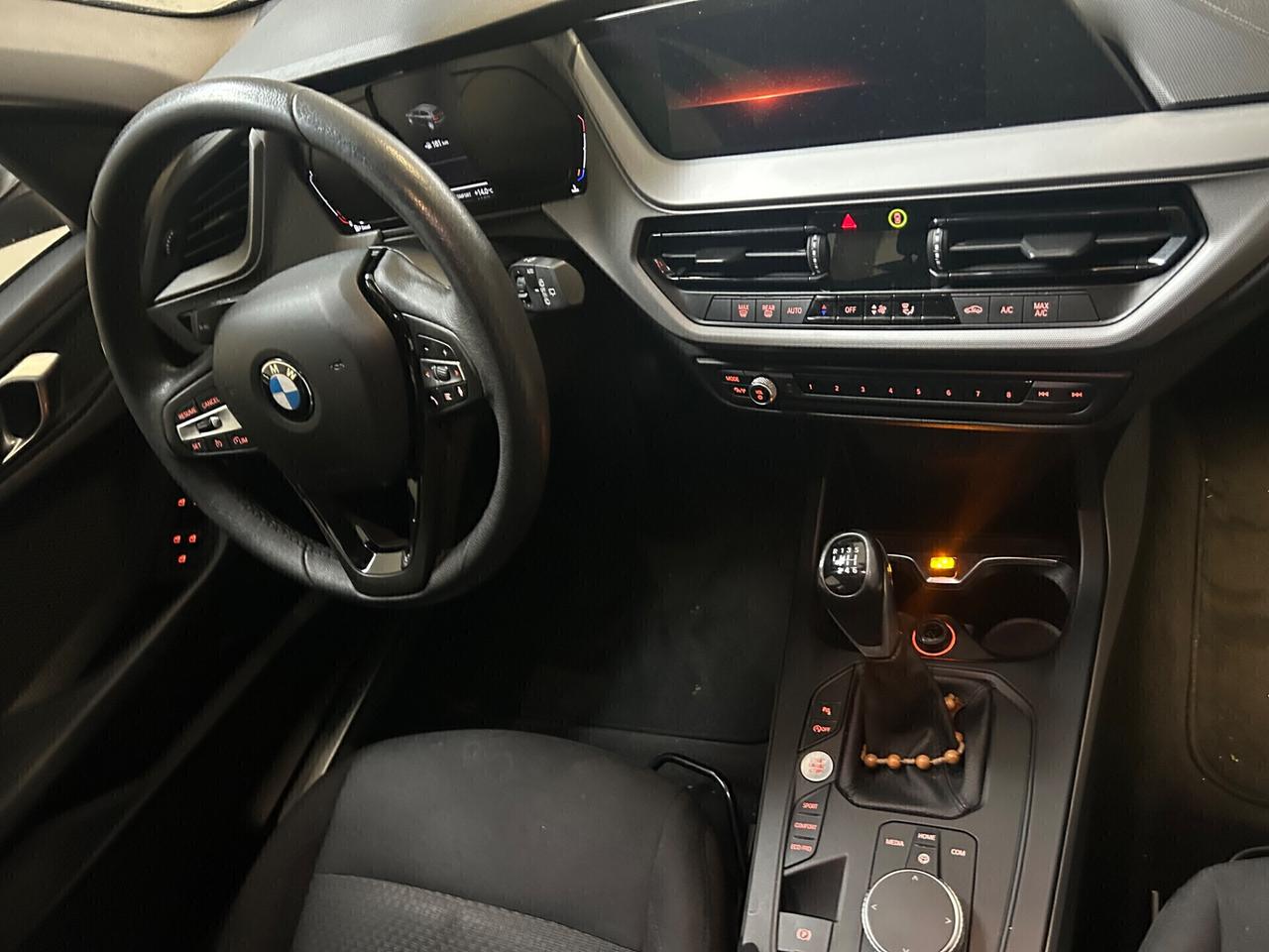 BMW 116d 5p. Business Advantage 2020