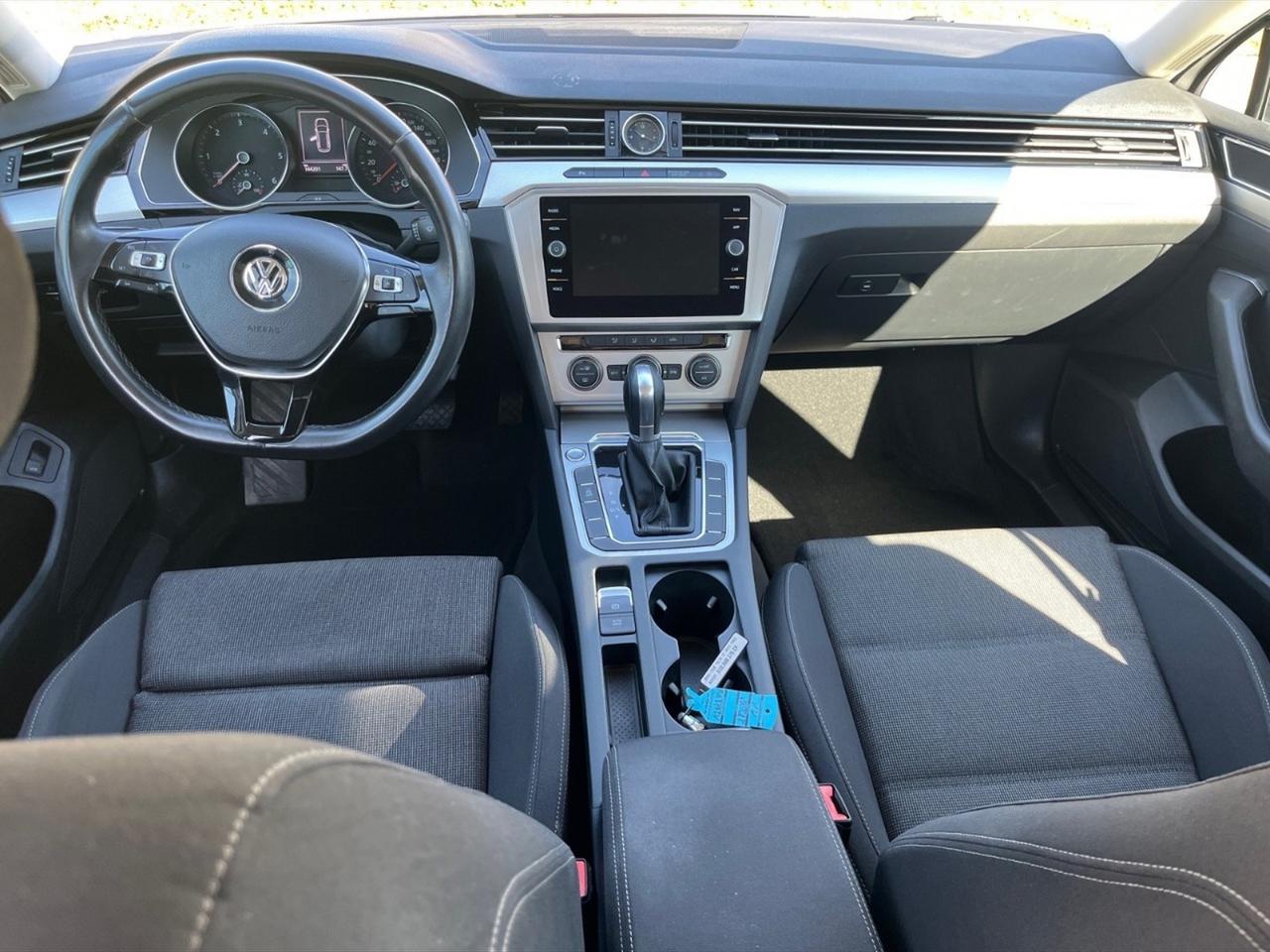 Volkswagen Passat variant 2.0 tdi comfortline 150cv dsg