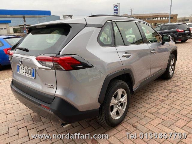 TOYOTA RAV 4 MY23 RAV4 2.5 HV (222CV) E-CVT AWD-i Active