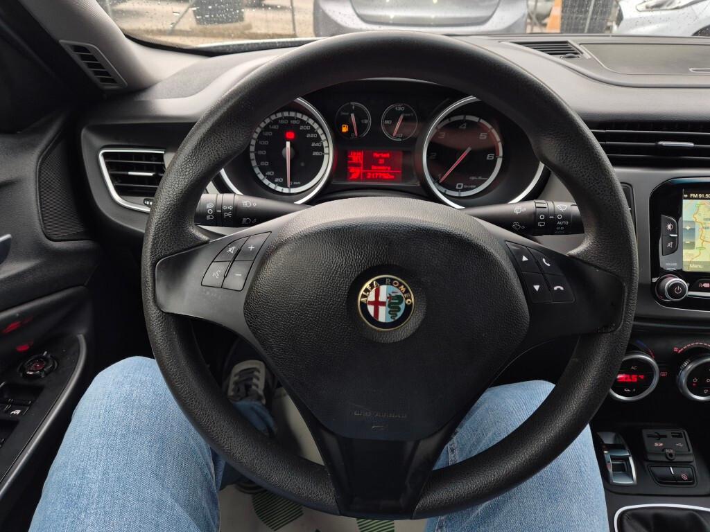 Alfa Romeo Giulietta 1.6 JTDm-2 NAVI LED