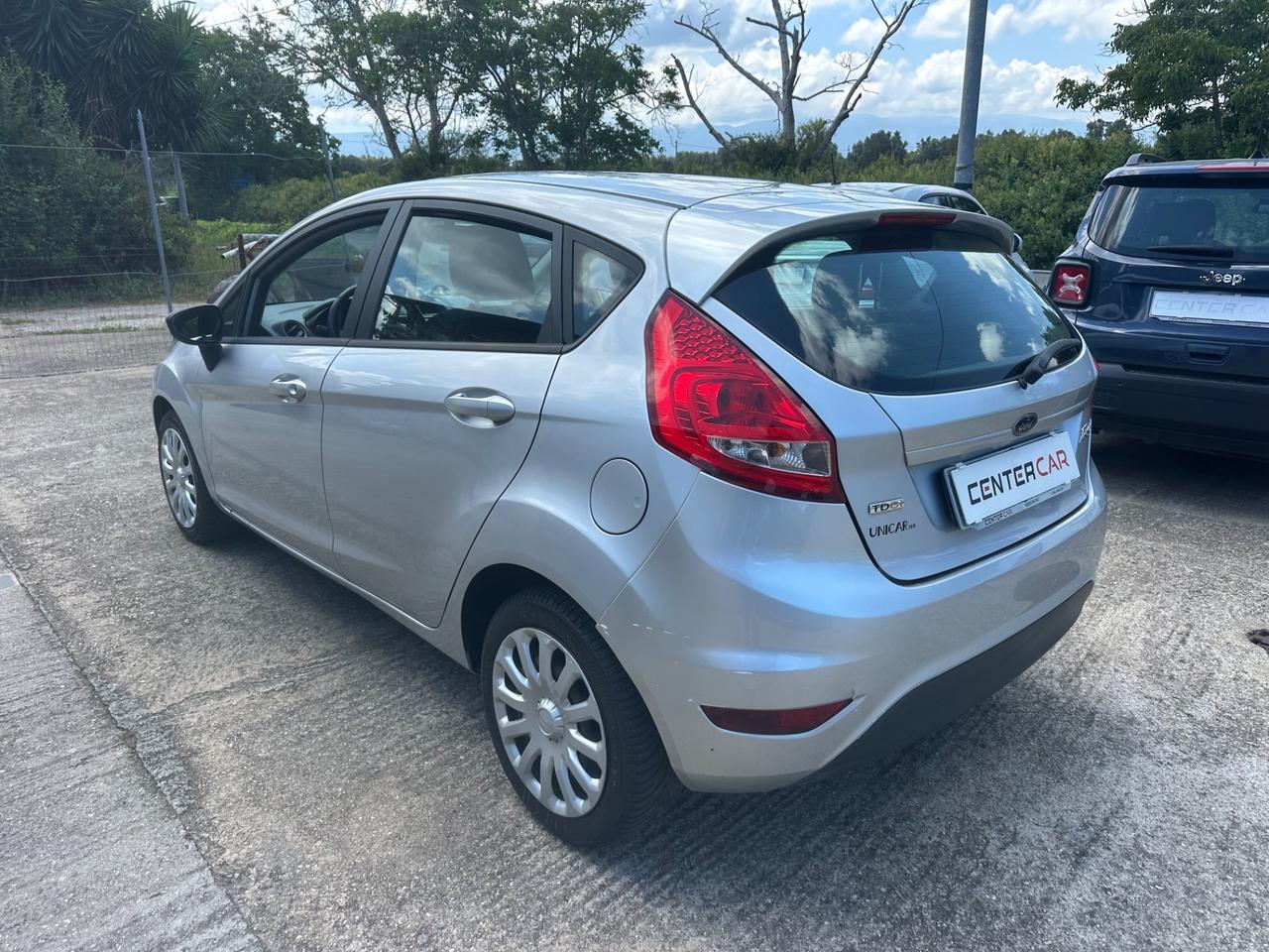 Ford Fiesta 1.4 TDCi 68CV 5 porte Titanium