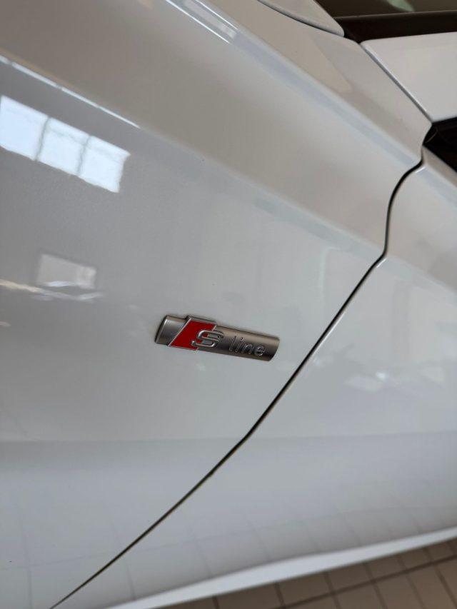 AUDI A6 Avant 3.0 TDI quattro Busin. //S LINE//MATRIX//