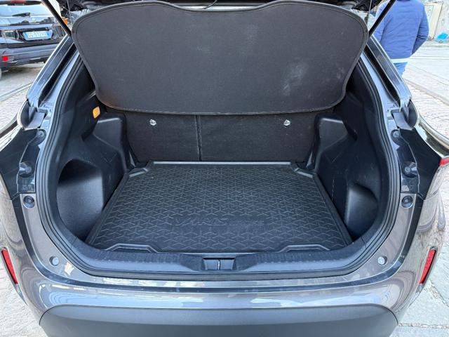 TOYOTA Yaris Cross 1.5 Hybrid 5p. E-CVT AWD-i Lounge