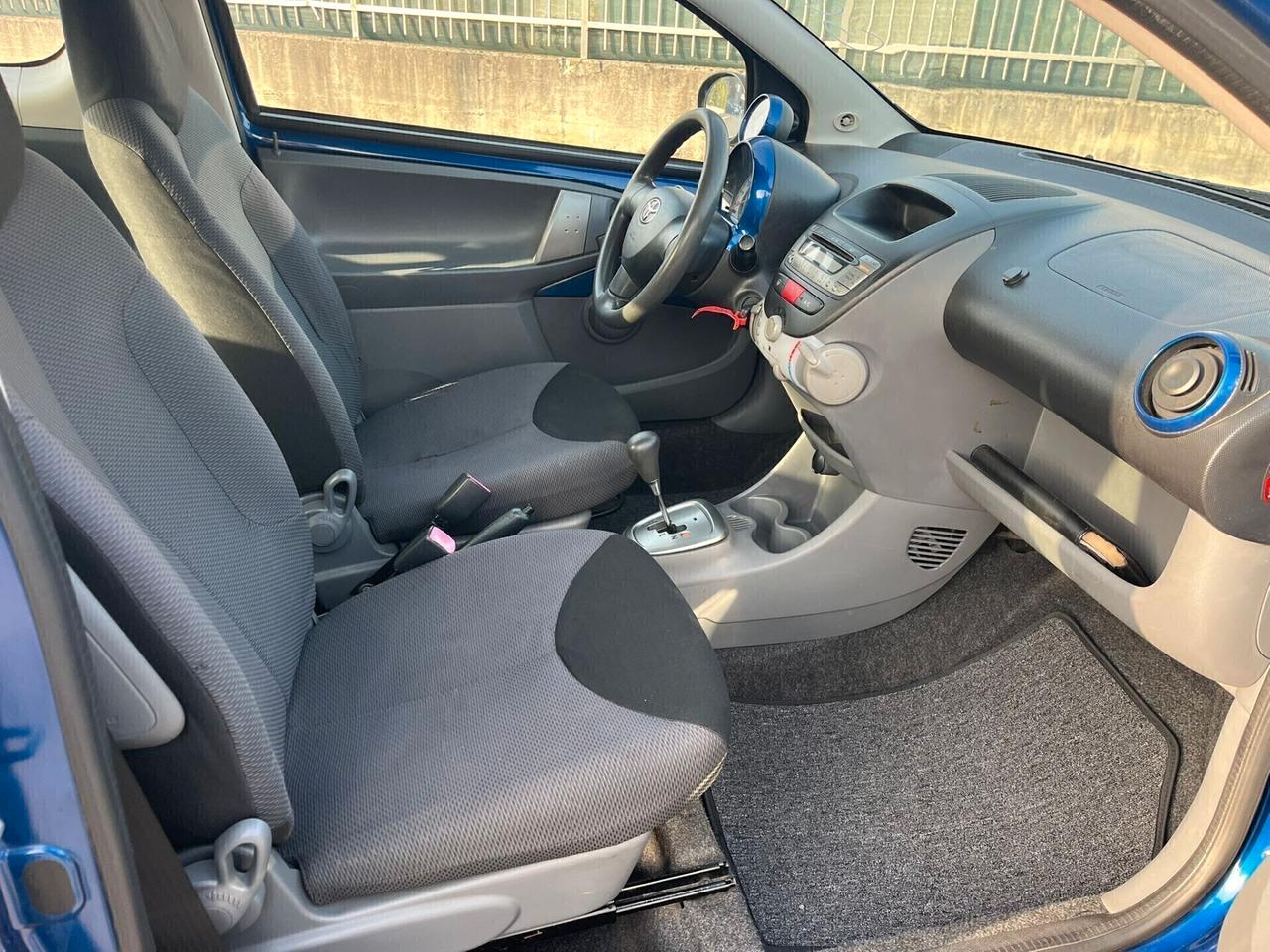 Toyota Aygo 1.0benz CAMBIO AUTOMATICO