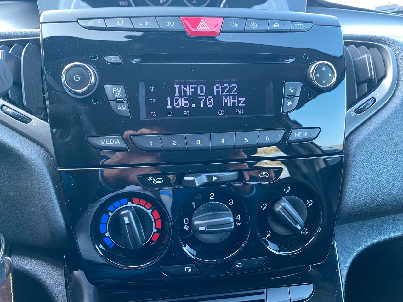 Lancia Ypsilon 1.2 69cv Platinum - IMPECCABILE !!!