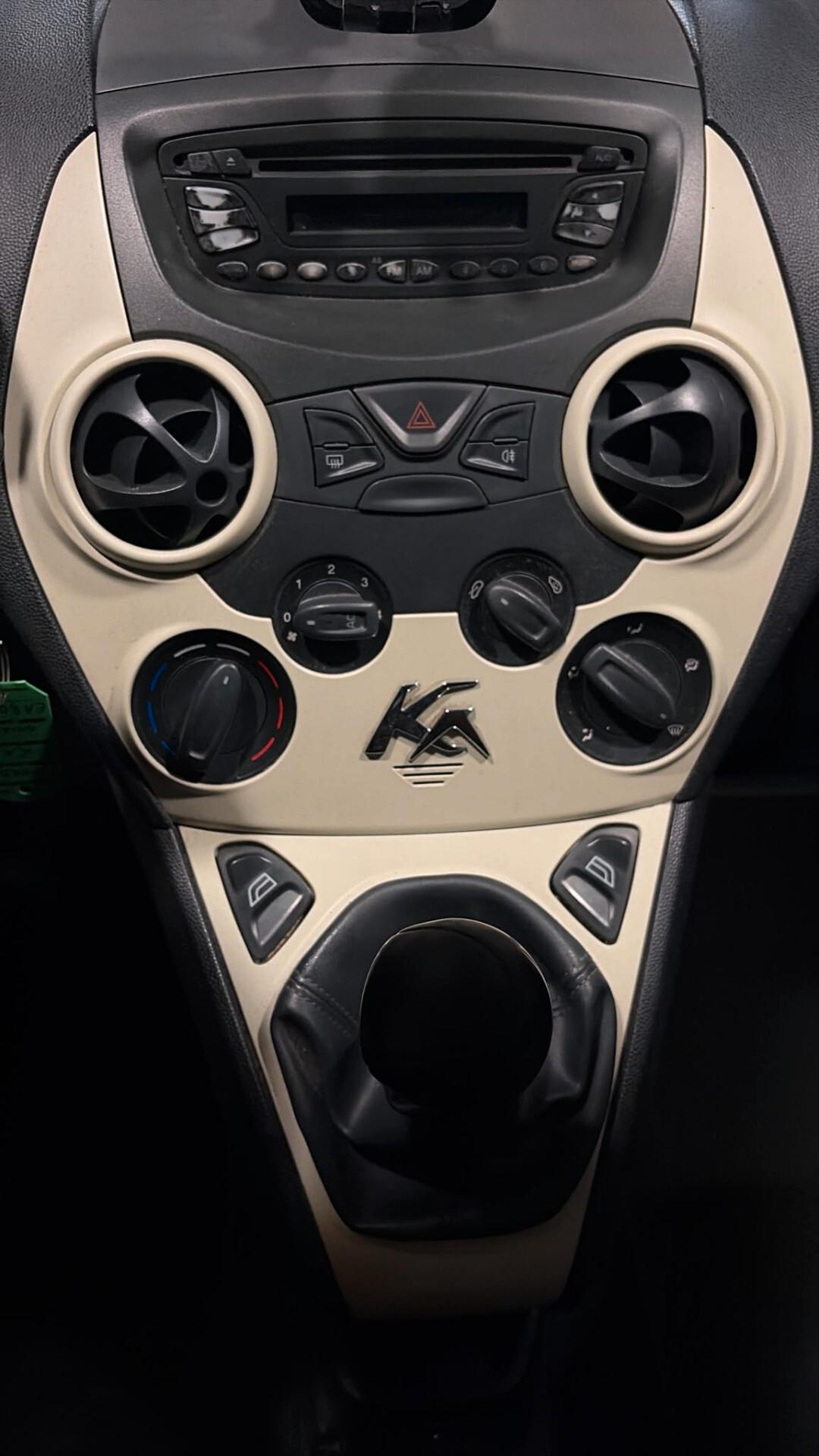 FORD KA DEL 2010 BENZINA ANCHE PER NEOPATENTATI
