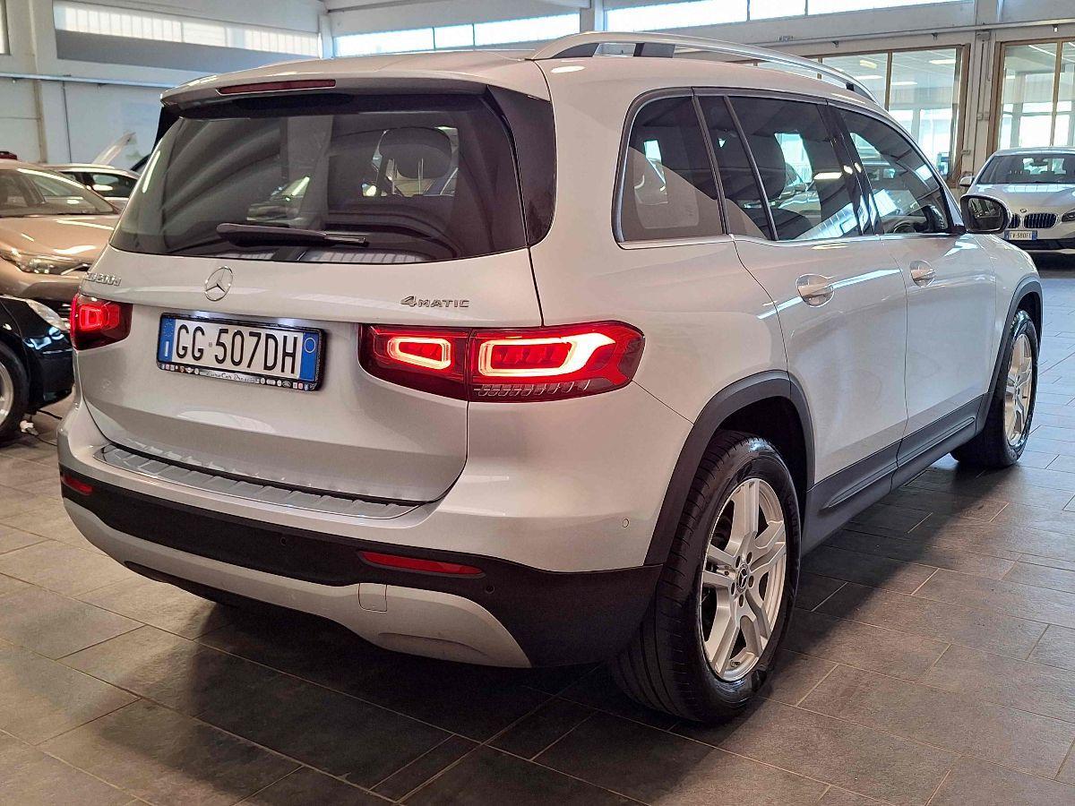 MERCEDES GLB 200d 4MATIC SPORT PLUS 150CV - PELLE- LUCI 64 COLORI - RETROCAMERA - DOPPIO DISPLAY 10.25