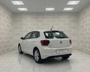 VOLKSWAGEN POLO 1.0 BENZ COMFORTLINE - OK NEOP.