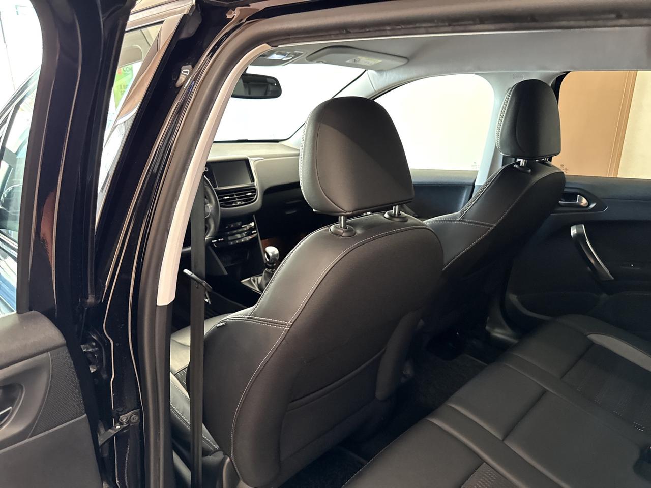 Peugeot 2008 BlueHDi 120 S&S Allure