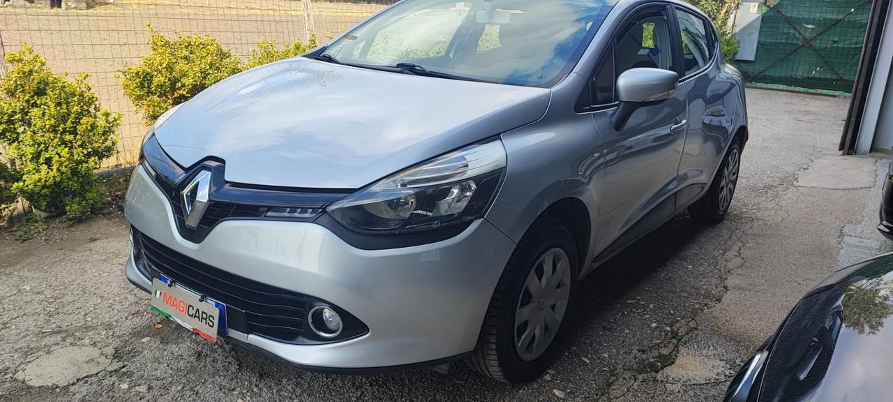 Renault Clio 1.5 dCi 75CV