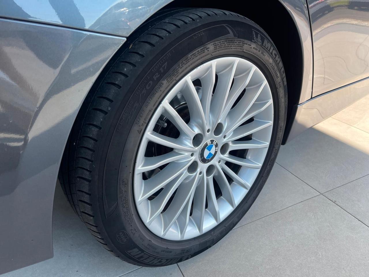 BMW 328 328i Luxury Auto *Tetto* *Pelle* *TAGLIANDI BMW*