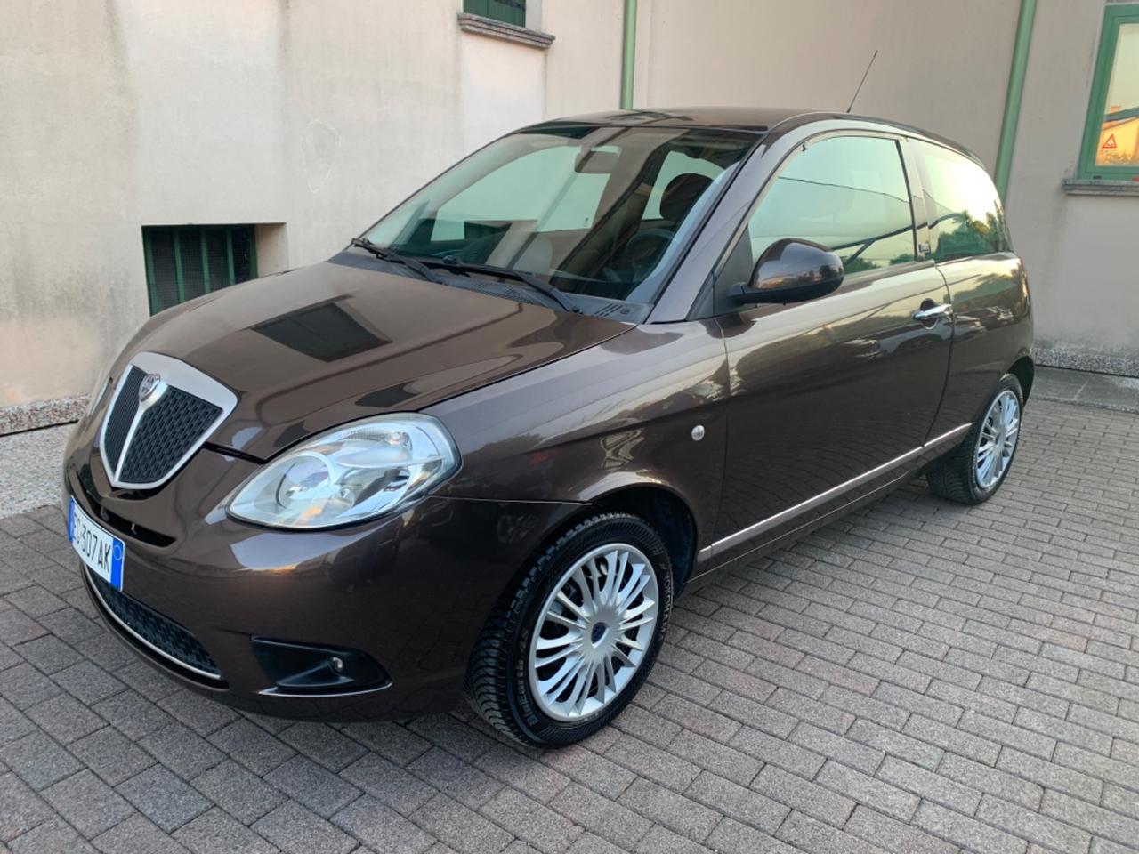 Lancia Ypsilon 1.2 69 CV Diva