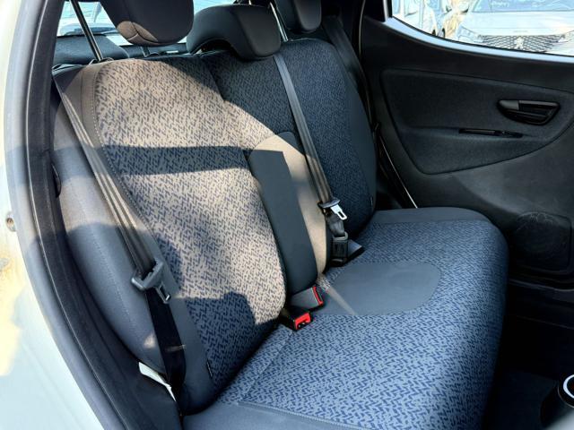 LANCIA Ypsilon 1.0 EcoChic Hybrid 69cv - Neopatentati - PROMO