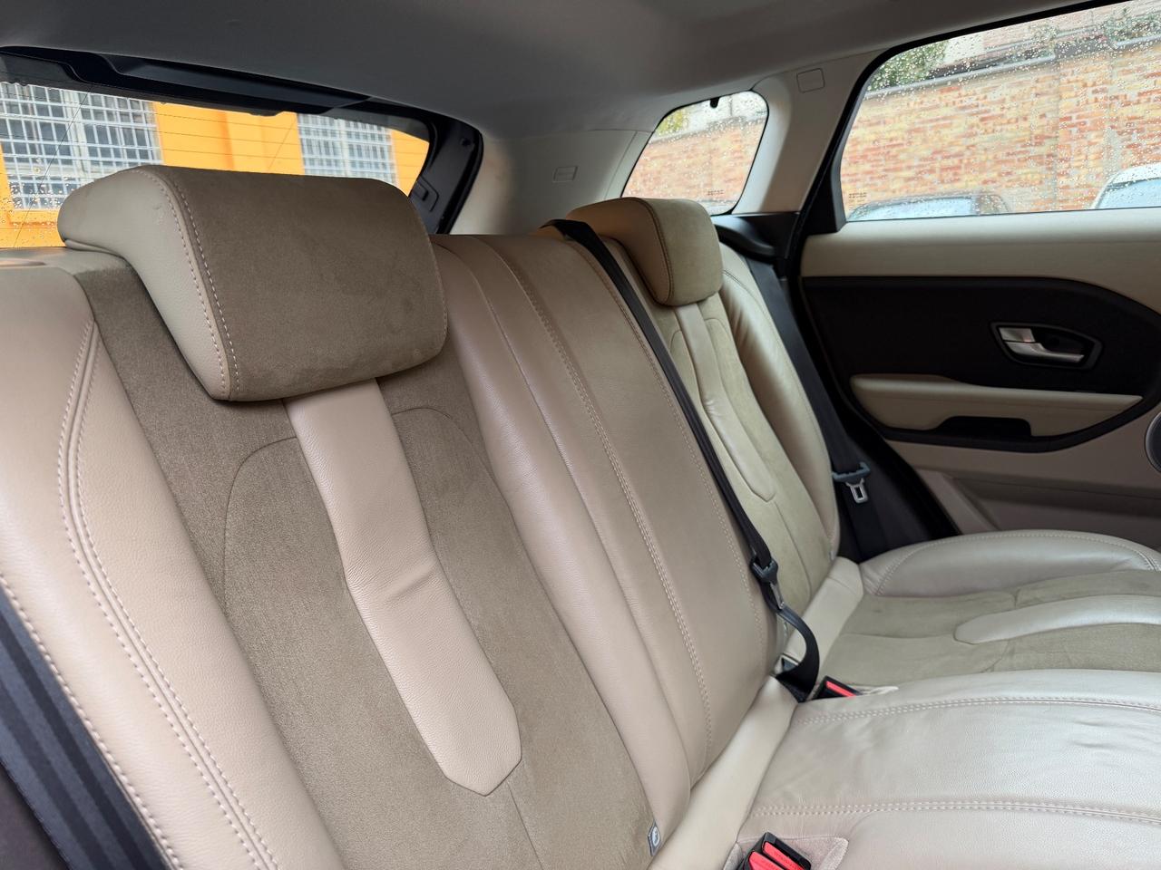 Land Rover Range Evoque 2.2 TD4 5p. Prestige