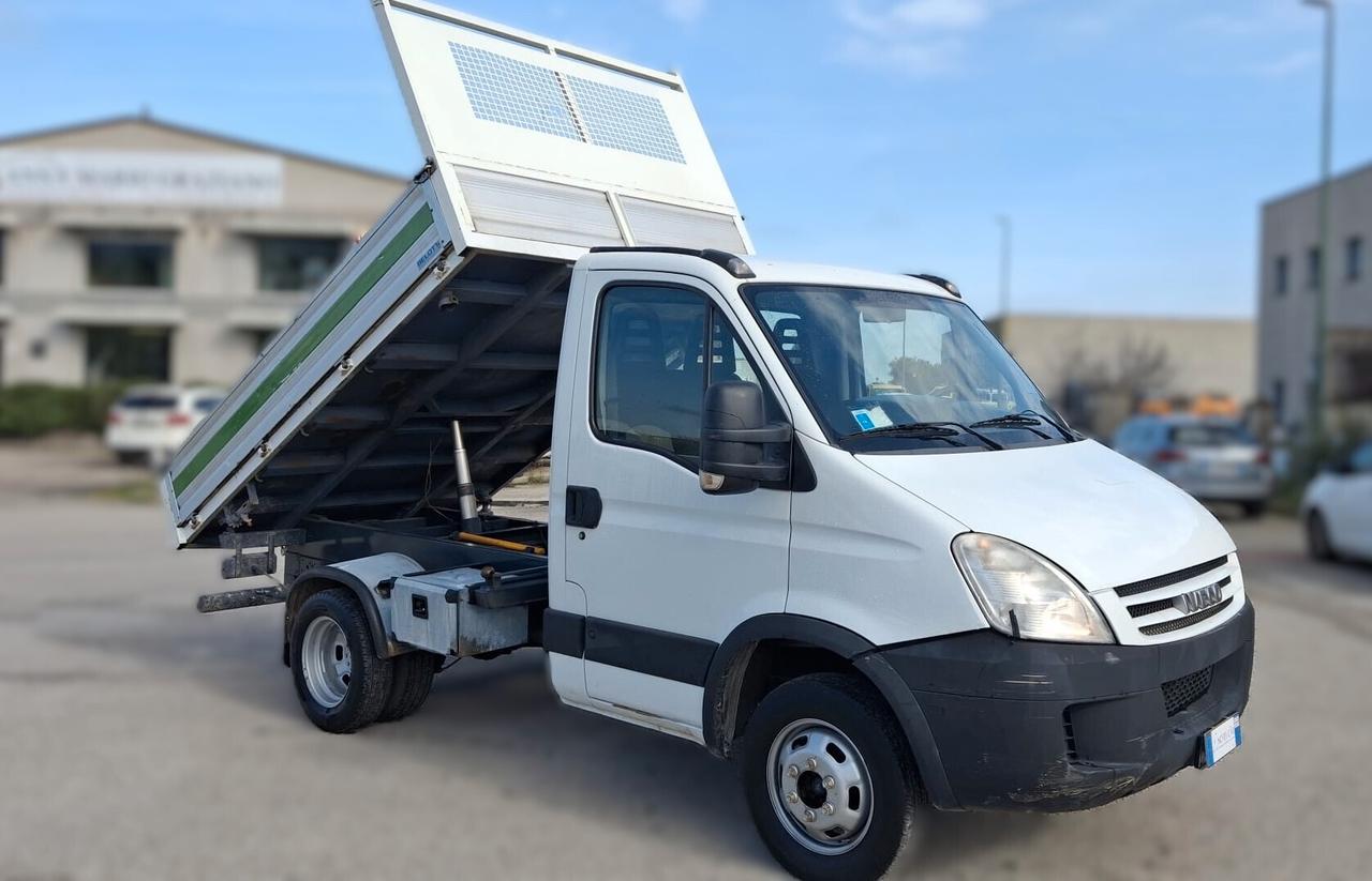 IVECO Eurocargo C12 Ribaltabile Trilaterale – Presa di Forza – 2012