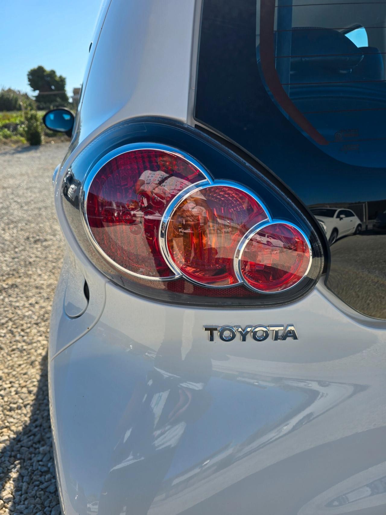 Toyota Aygo 1.0 12V VVT-i 5 porte