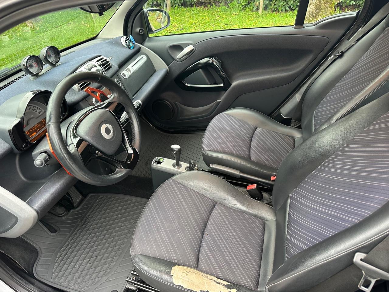 Smart ForTwo 1000 benz 2011