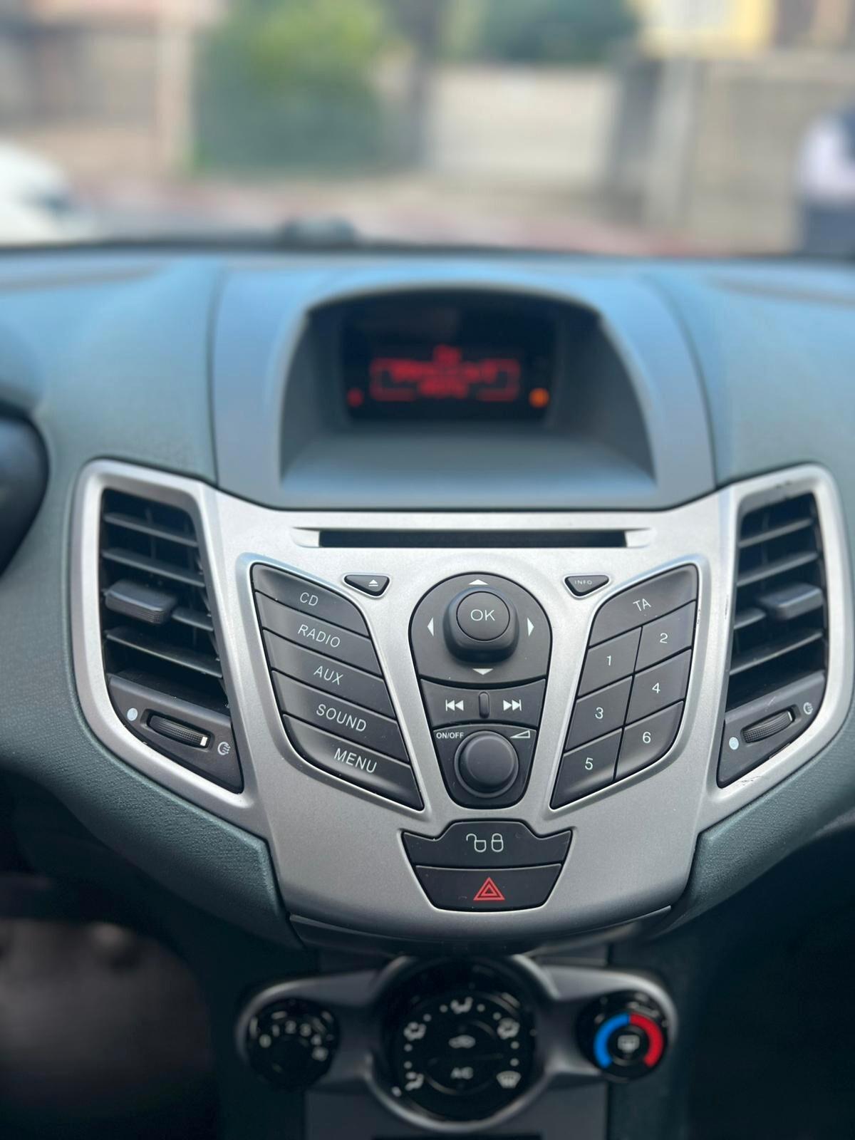 Ford Fiesta 1.2 82 CV 5 porte Titanium