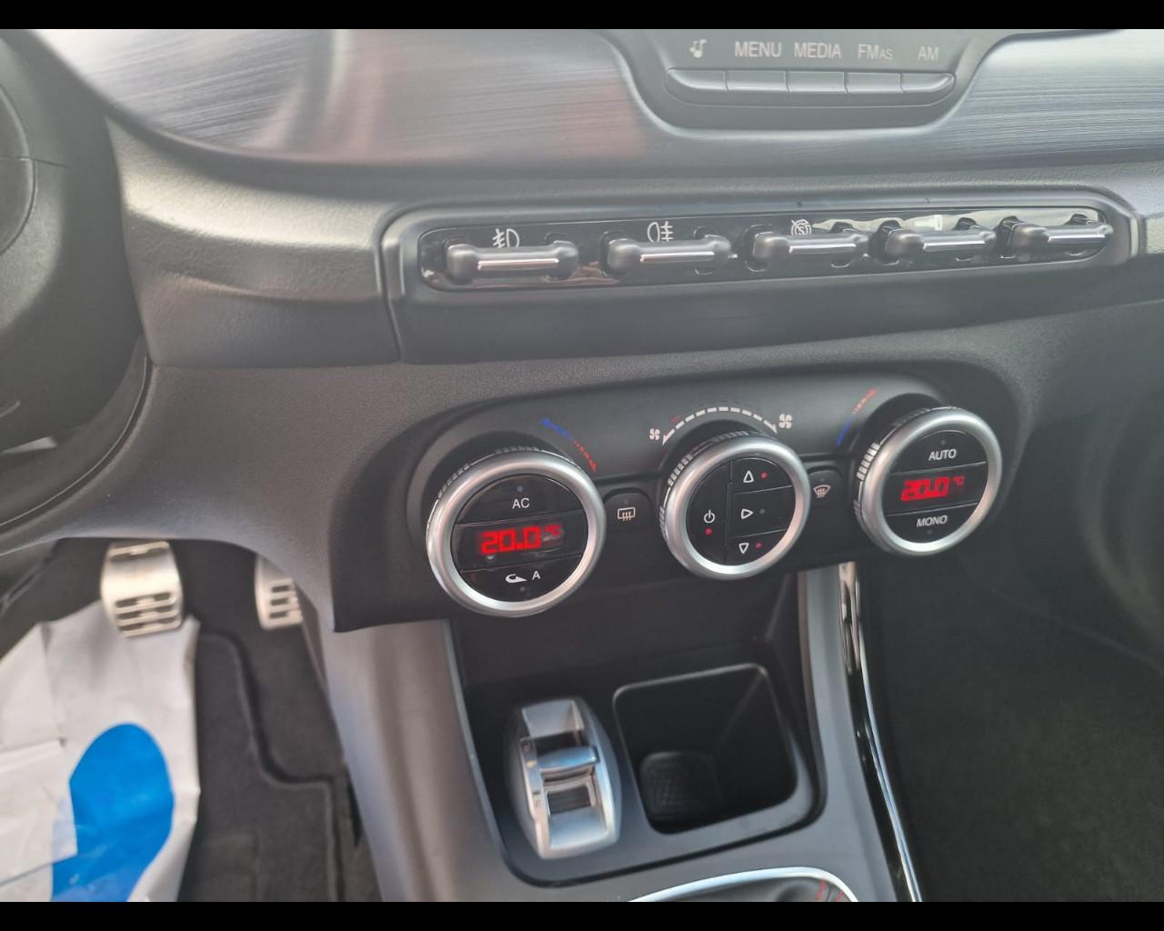 ALFA ROMEO Giulietta 2.0 JTDm Distinctive 140cv